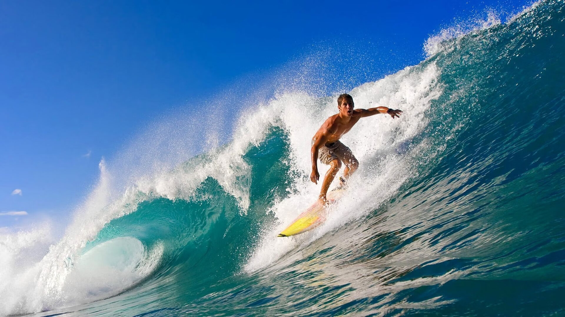 足球史上最震撼进球，足坛十大经典进球